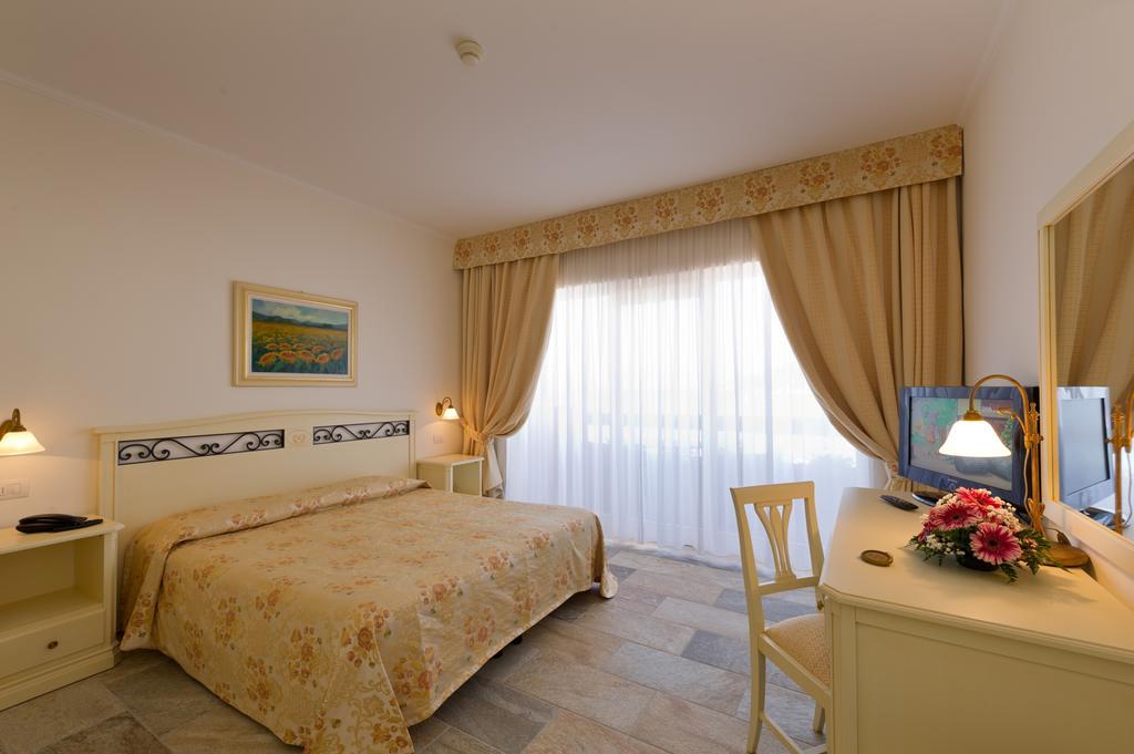 Hotel Del Golfo プロッキオ エクステリア 写真