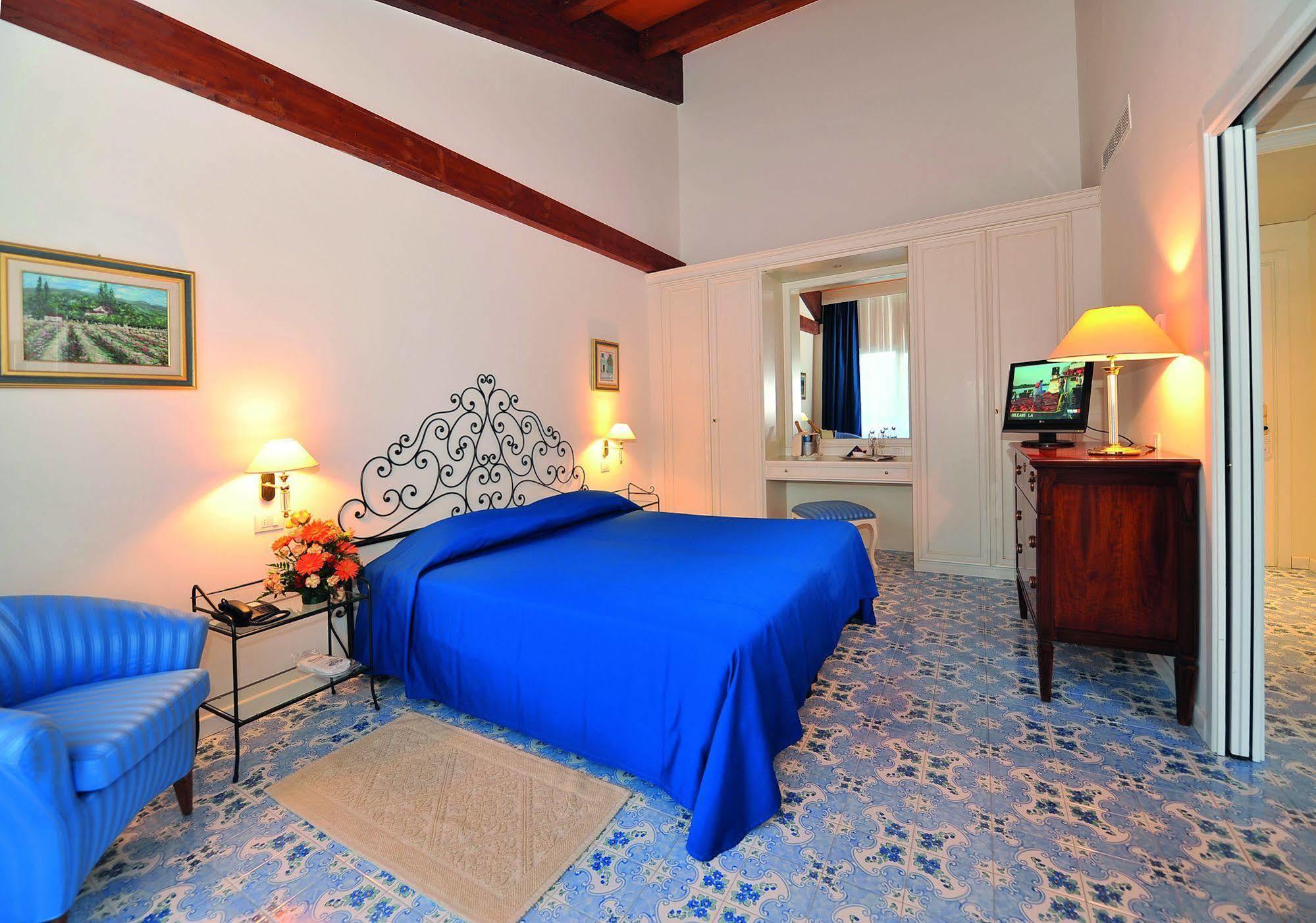 Hotel Del Golfo プロッキオ エクステリア 写真