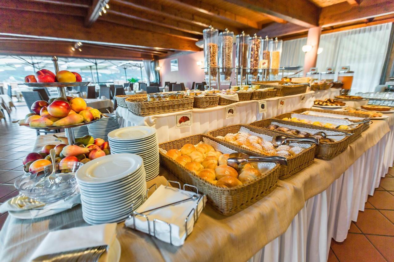 Hotel Del Golfo プロッキオ エクステリア 写真